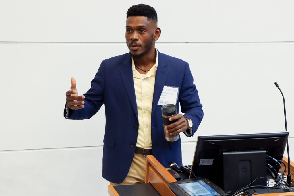 Makheni Jean-Pierre gives an oral presentation at Student Research Day 2025